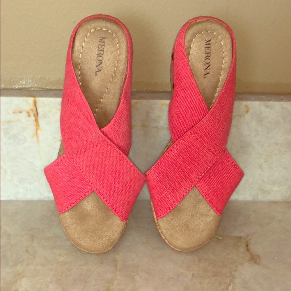 Merida wedge shoes